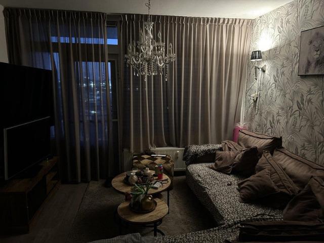 Appartement te huur in Olland, Zuid Holland
