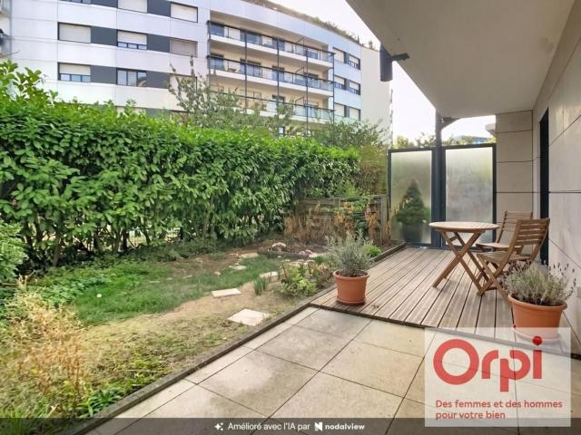 Appartement vente à Quartier Les Hauts d'Issy / Les Epinettes / Le Fort, Issy-les-Moulineaux