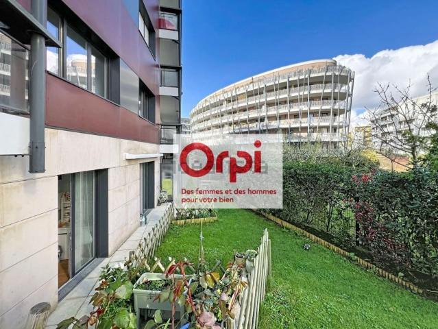 Appartement vente à Quartier Les Hauts d'Issy / Les Epinettes / Le Fort, Issy-les-Moulineaux