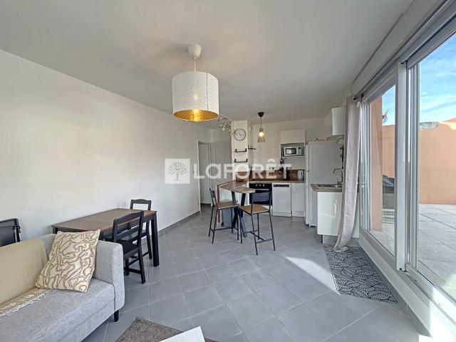 Appartement location à Saint-Étienne, L'etrat