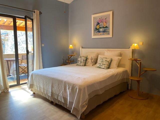 Appartement location à La Roque-d'Anthéron, Bouches-du-Rhône