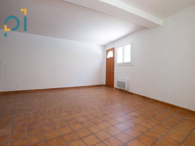 Appartement location à Zone d'activité Plateau Bertoire, Lambesc