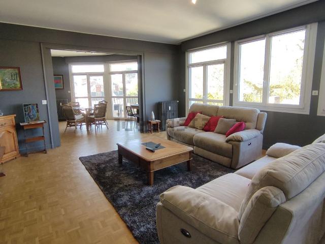 Appartement vente à Centre Ville Rive Droite, Laval