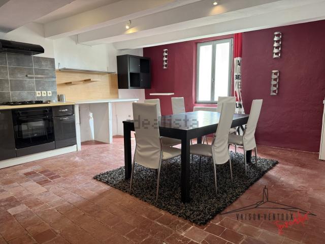 Appartement vente à Place Saint-Denis, Le Barroux