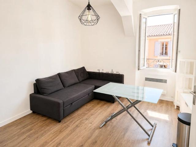 Appartement location à Lotissement Le Château, Le Beausset