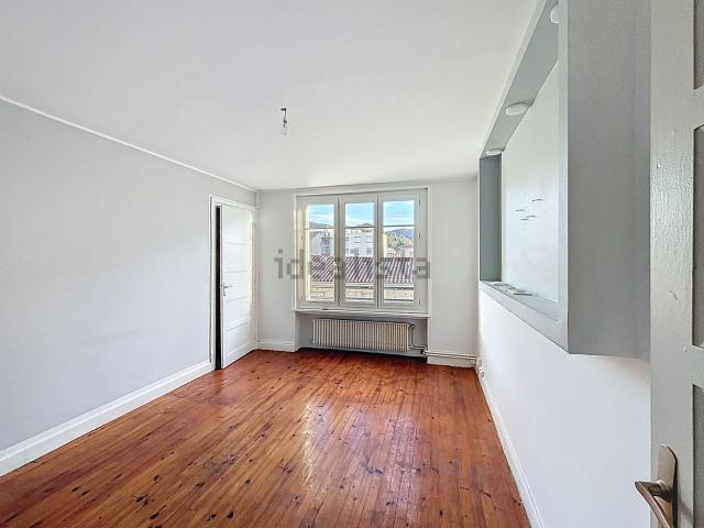 Appartement vente à La Cotille, Le Chambon-Feugerolles