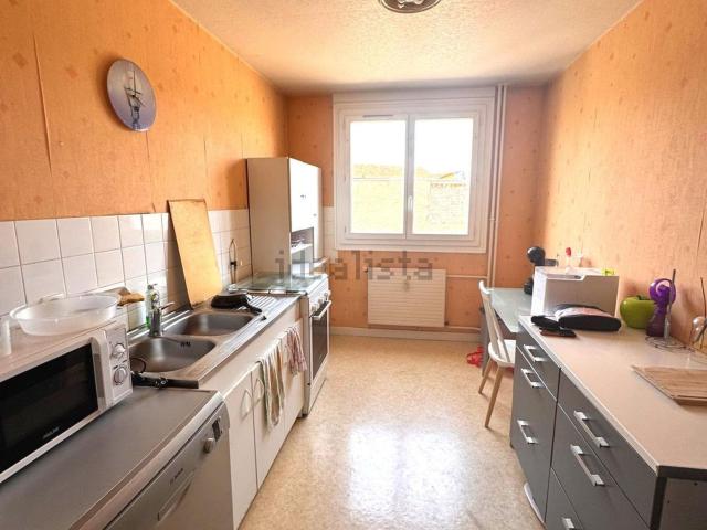Appartement vente à Le Coteau, Loire