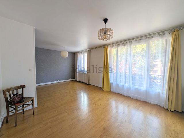 Appartement location à Le Mesnil-le-Roi, Yvelines