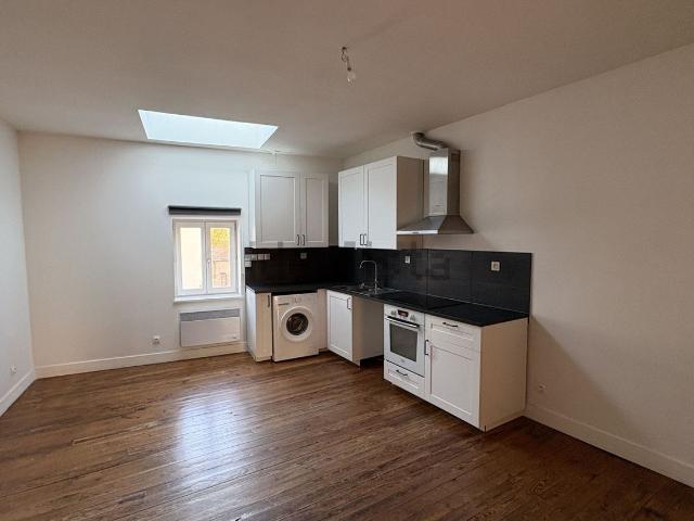 Appartement location à Les Côtes, Lentilly