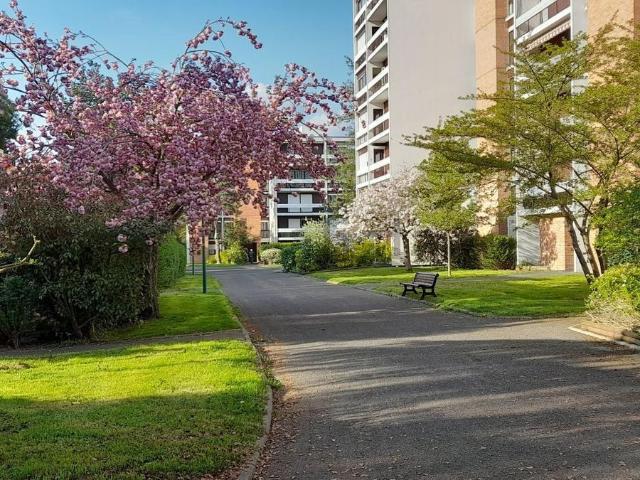 Appartement vente à Montjay, Bures-sur-Yvette