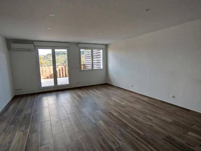 Appartement location à Les Bourgades, Les Vans
