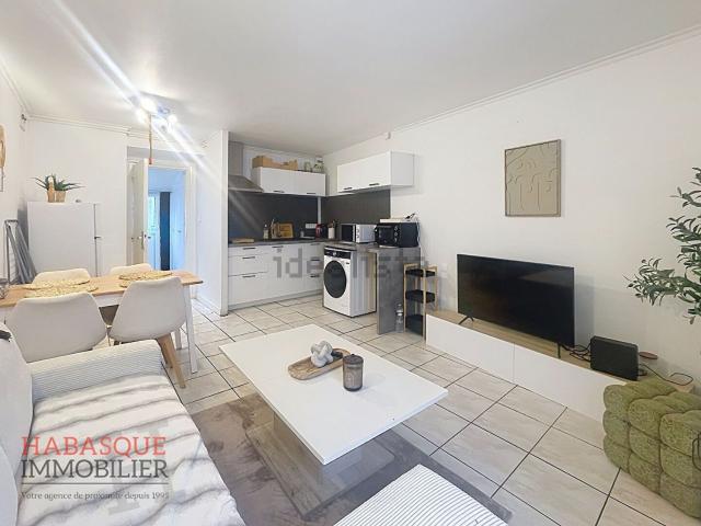 Appartement location à Mesnigoalen, Lesneven