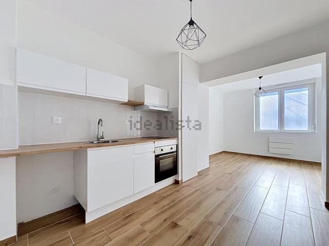 Appartement vente à Zone Commerciale V2, Lezennes