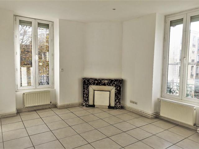 Appartement location à Saint-Étienne, Saint-etienne
