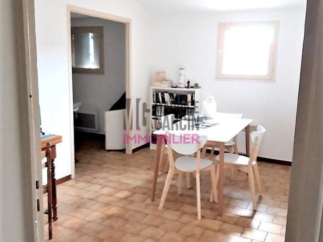 Appartement location à Carpentras, Pernes-les-fontaines