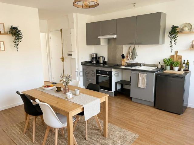 Appartement vente à Sainte-Eulalie, Gironde