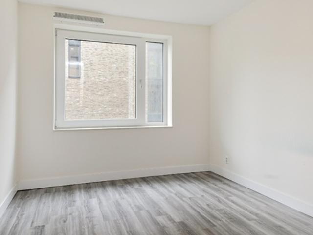 Appartement te huur in Laak, Zuid Holland