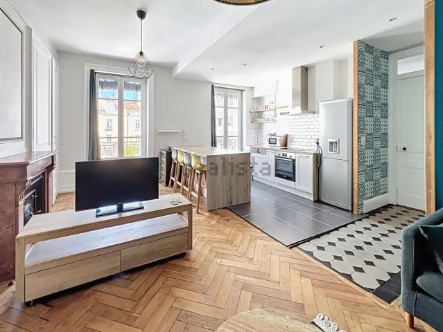 Appartement location à Préfecture, Lyon