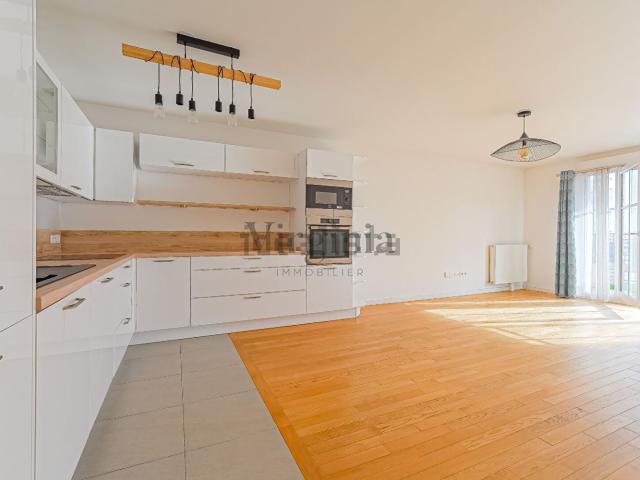 Appartement vente à Centre Ville, Maisons-Alfort