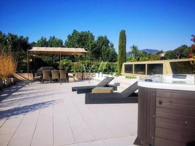 Appartement vente à Mandelieu-la-Napoule, Alpes-Maritimes