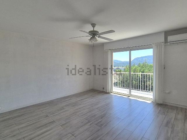 Appartement vente à Mandelieu-la-Napoule, Alpes-Maritimes