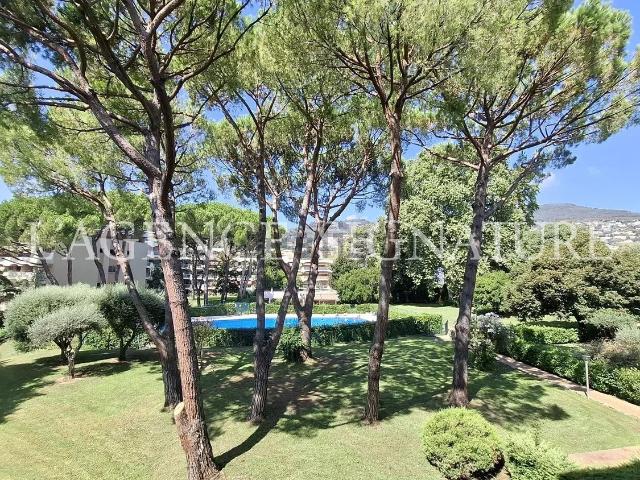 Appartement vente à Mandelieu-la-Napoule, Alpes-Maritimes