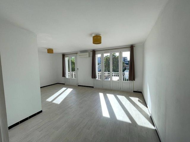 Appartement location à Jonquières Centre, Martigues