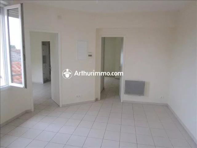 Appartement location à Saint-Jean-d'Angély, Matha
