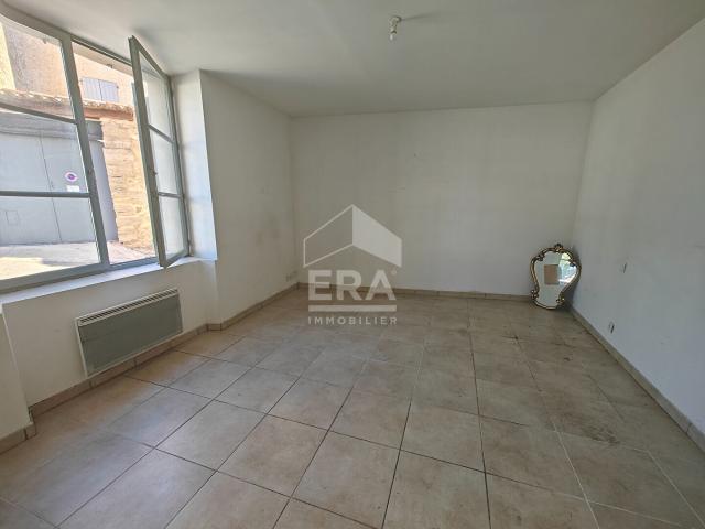 Appartement location à Place de la Grande Fontaine, Mazan