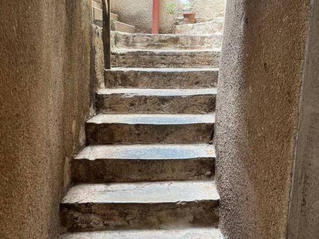 Appartement location à Lotissement la Combasse, Saint-Étienne-du-Valdonnez
