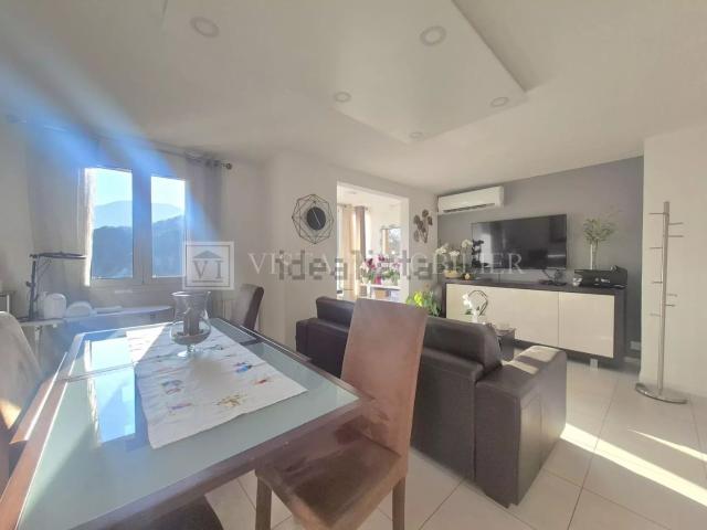 Appartement vente à Castellar, Alpes-Maritimes
