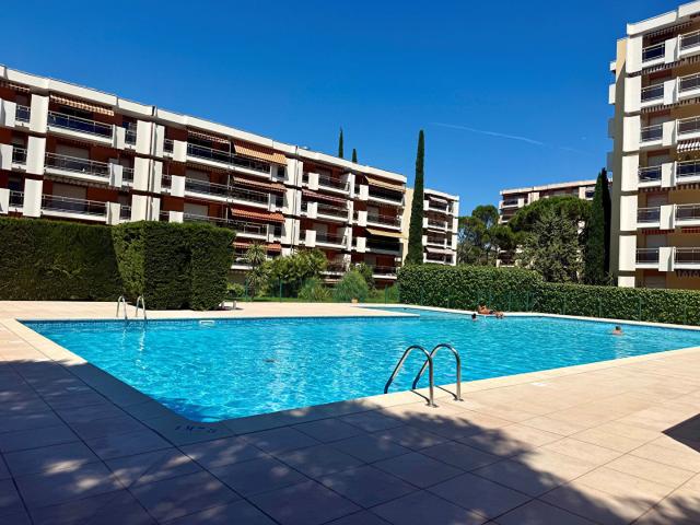 Appartement location à Arrondissement de Draguignan, Saint-raphaël