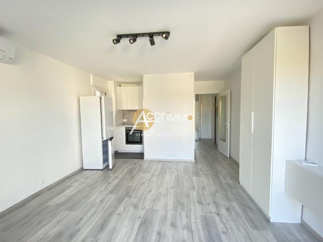 Appartement location à Arrondissement de Toulon, Six-fours-les-plages