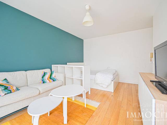 Studio location à France métropolitaine, Issy-les-moulineaux