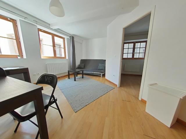 Appartement location à Saint-Étienne, Saint-etienne