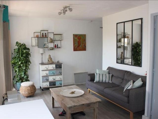 Appartement location à Arrondissement de Toulon, Six-fours-les-plages