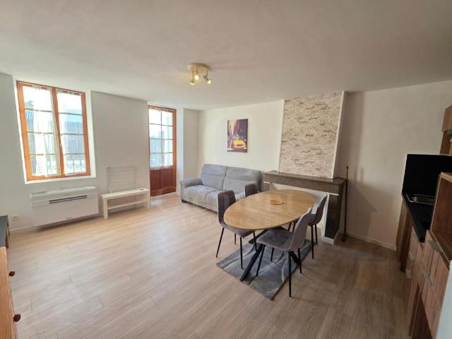 Appartement location à Nîmes, Pont-saint-esprit