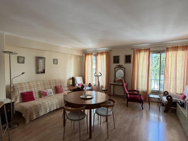 Appartement location à Carré d'Or, Nice