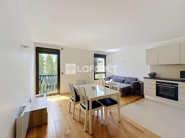 Appartement location à Nanterre, Courbevoie