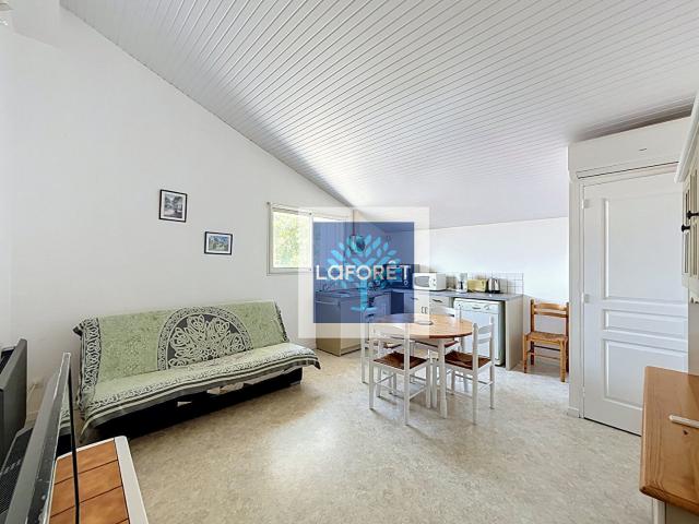 Appartement location à Blaye, Cars