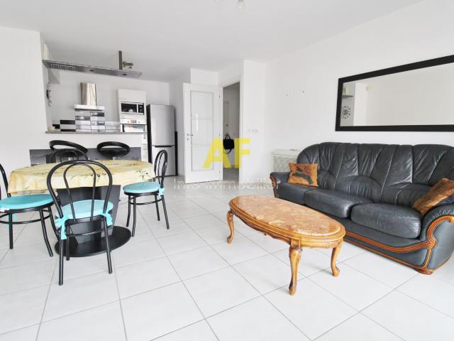 Appartement location à Arrondissement de Draguignan, Saint-raphaël