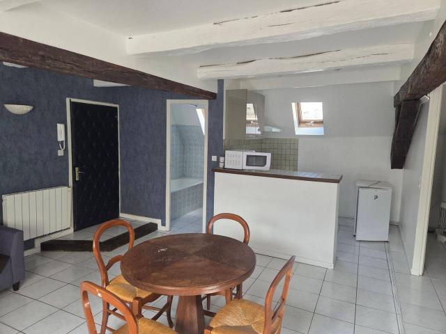 Appartement location à Cour St Sauveur, Nevers