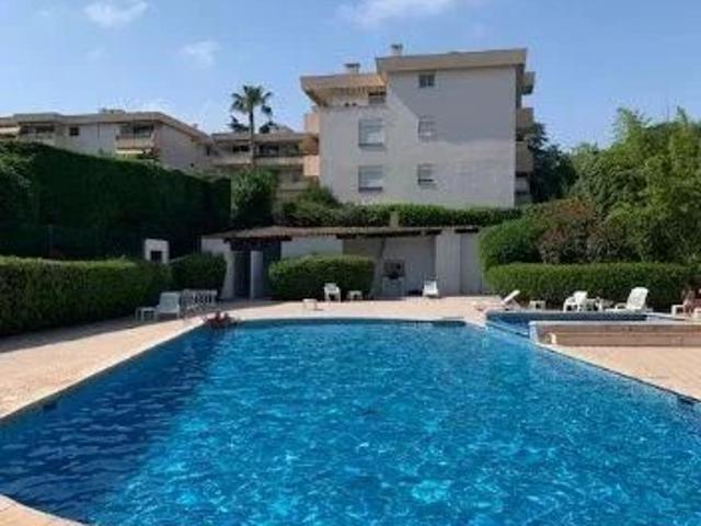 Appartement location à Saint-Laurent-du-Var, Alpes-Maritimes