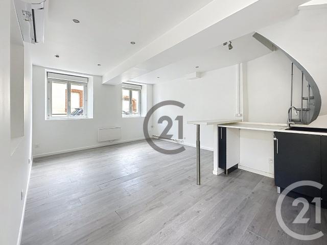 Appartement location à Le Moulin de Véron, Véron