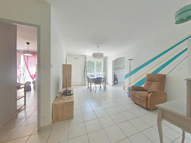 Appartement location à Saint-Étienne, Saint-etienne