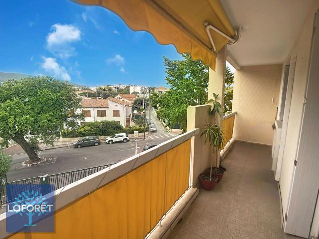 Appartement location à Les Puits, Cannes
