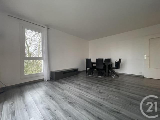 Appartement location à Évry, Petit-bourg