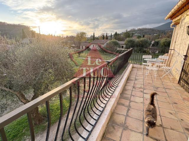 Appartement location à Châteauneuf-Grasse, Alpes-Maritimes