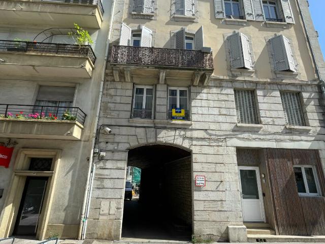 Appartement location à Lons-le-Saunier, Lons-le-saunier