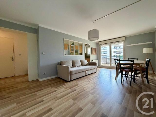Appartement location à Évry, Petit-bourg